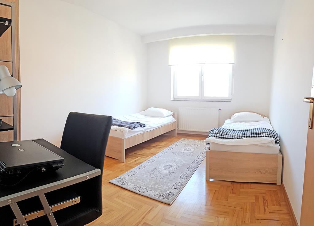 Apartment 31 Pristina Buitenkant foto