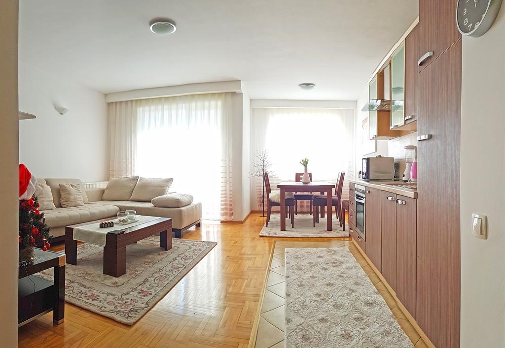 Apartment 31 Pristina Buitenkant foto